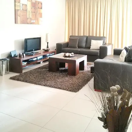 Apartman 2 Bedrooms At 500 M Away From The Beach With Shared Pool Furnished Balcony And Wifi Albufeira
